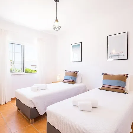 Jasmin - Gale Bay Albufeira