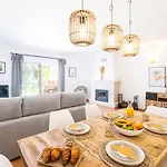 Jasmin - Gale Bay Holiday home